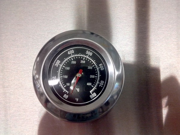 Thermostat beim Gasgrill